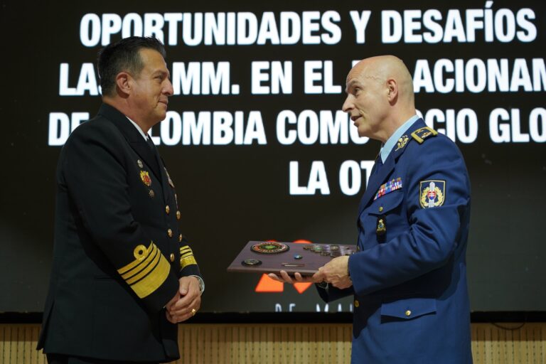 Fuerzas Militares de Colombia refuerzan alianza con la OTAN para enfrentar amenazas globales