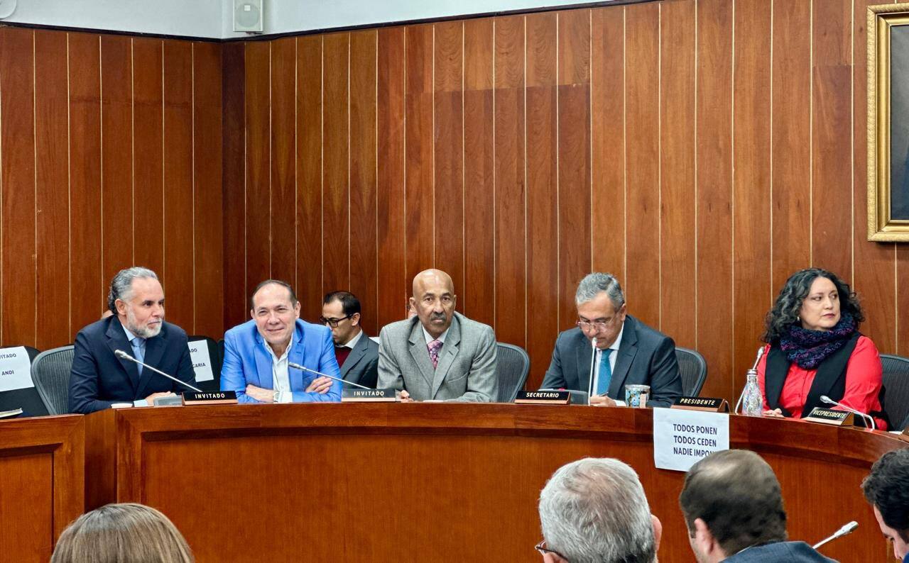 Lista ponencia mayoritaria de la reforma laboral, pero persisten desacuerdos clave