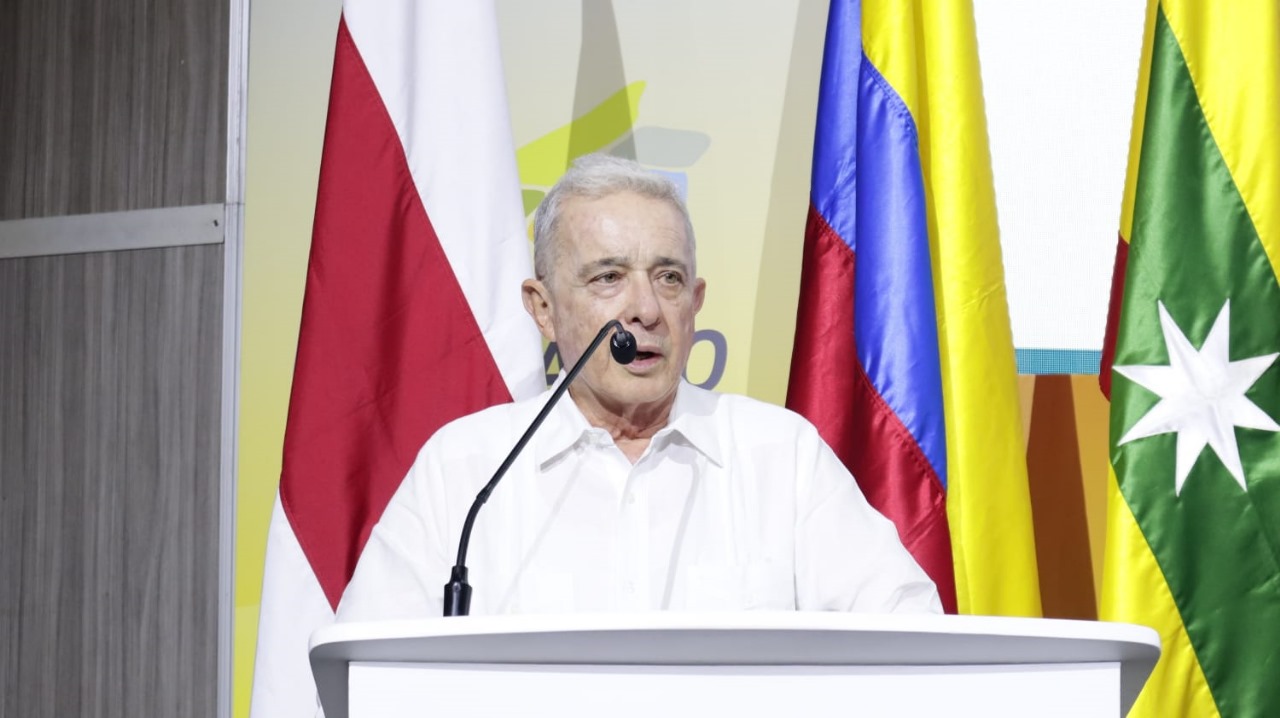 Álvaro Uribe Vélez, expresidente de Colombia (2002-2010).