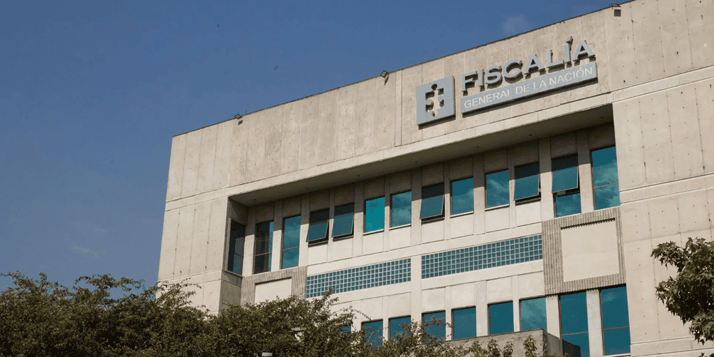 De acuerdo con la Fiscalía General de la Nación, los predios, avaluados en más de 65.000 millones de pesos, serán destinados a la reparación de las víctimas del conflicto armado.