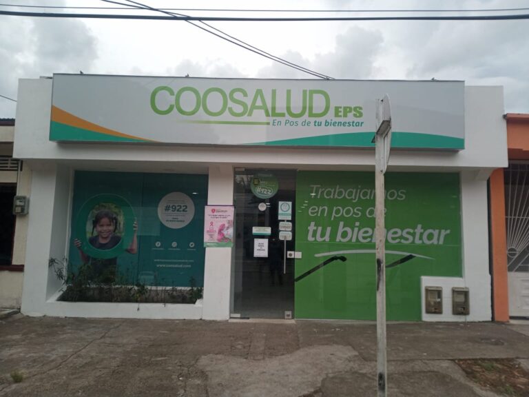 Según la Contraloría, EPS como Savia Salud dispararon su nivel de endeudamiento de 4,41 a 11,73, es decir el 166 %; Coosalud y Famisanar también registran indicadores de solvencia en niveles críticos, con patrimonios que se hunden en cifras negativas millonarias.