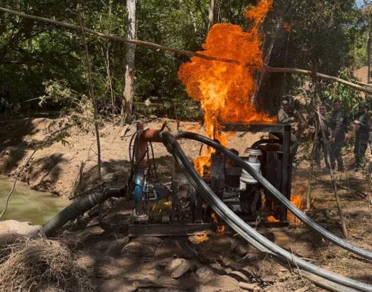 Este año las tropas de la Sexta Brigada del Ejército han destruido 8 unidades de producción minera ilegal en los municipios de Coyaima, Ataco y Chaparral, en el Tolima.