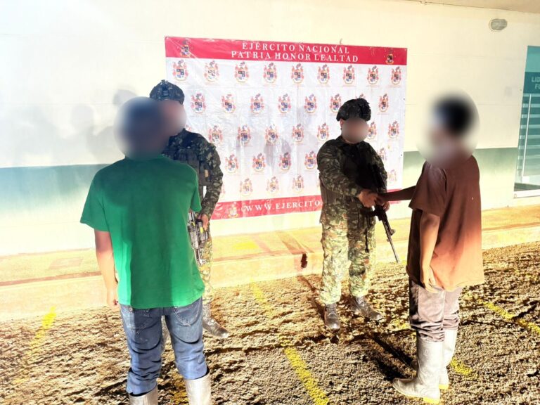 Según los militares, los menores de edad fueron trasladados desde el Huila hacia el Tolima con el propósito de participar en actividades delictivas en el sur del departamento.