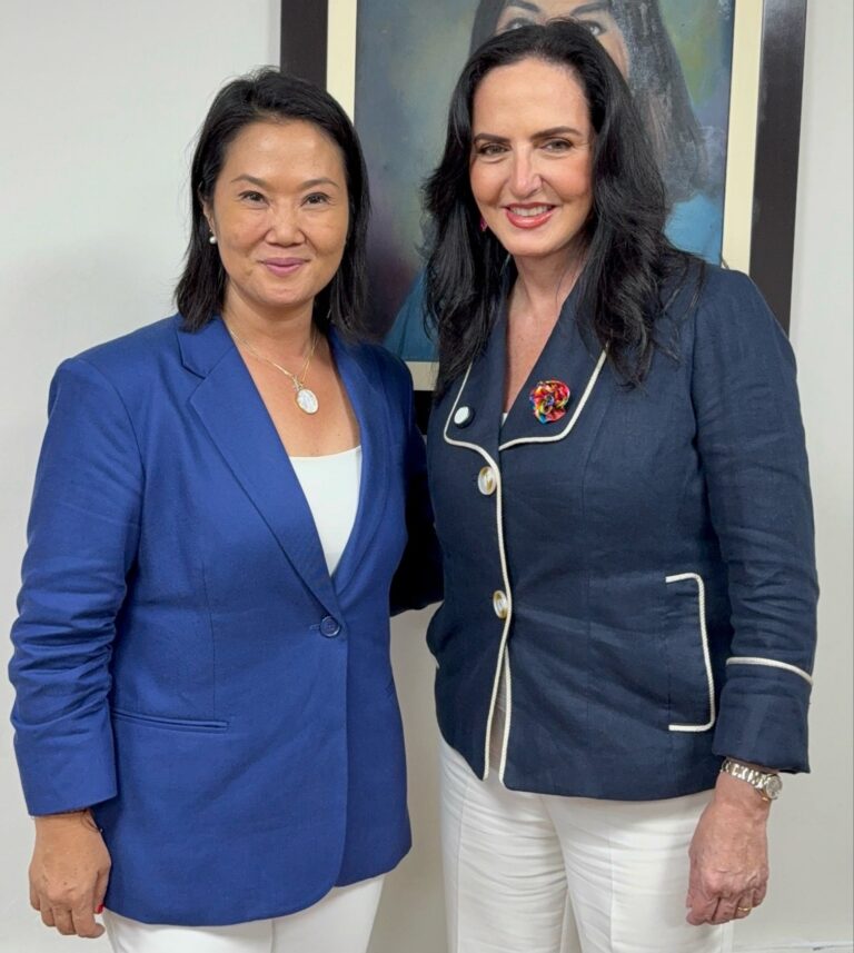 En su más reciente columna publicada por la Revista Semana, María Fernanda Cabal le dio el triunfo a Keiko Fujimori.